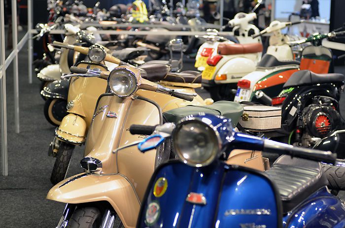 Lambretta & Vespa customshow scooter scooterists meldtdown 2014
