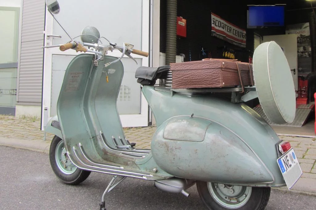 Vespa Wideframe  or on the Scooter Center test