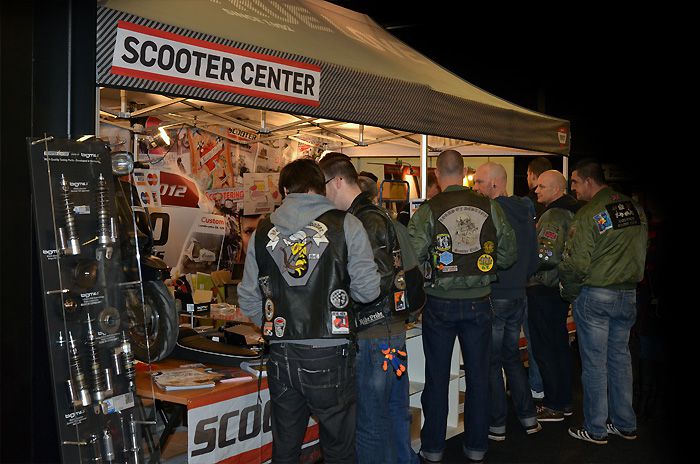 Scooter Center Stand at the scooterists meldtdown 2014 scooter center