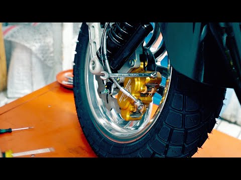 Vespa GTS 300 hpe &quot;British Classic&quot; Teil 7 - Porco Nero Bremsen Einbau und Entlüften