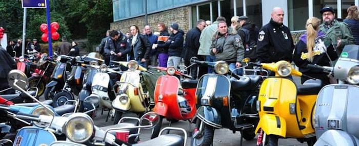 FB_IMG_1428650897937-vespa-anrollern-essen