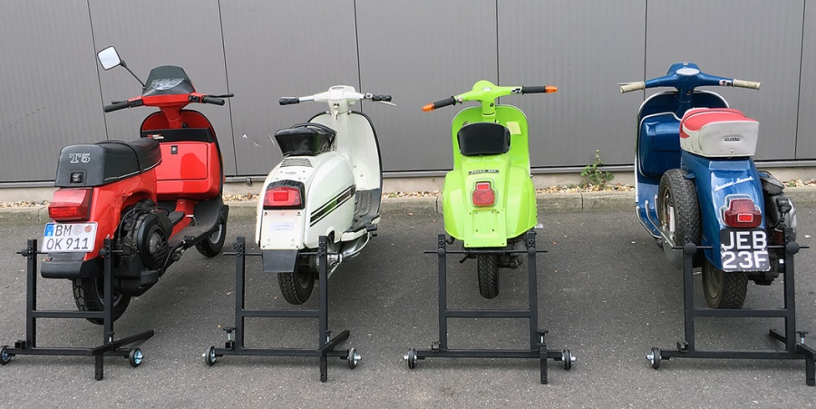 Cavalletto montaggio scooter Vespa