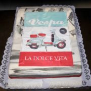 VESPA CAKE