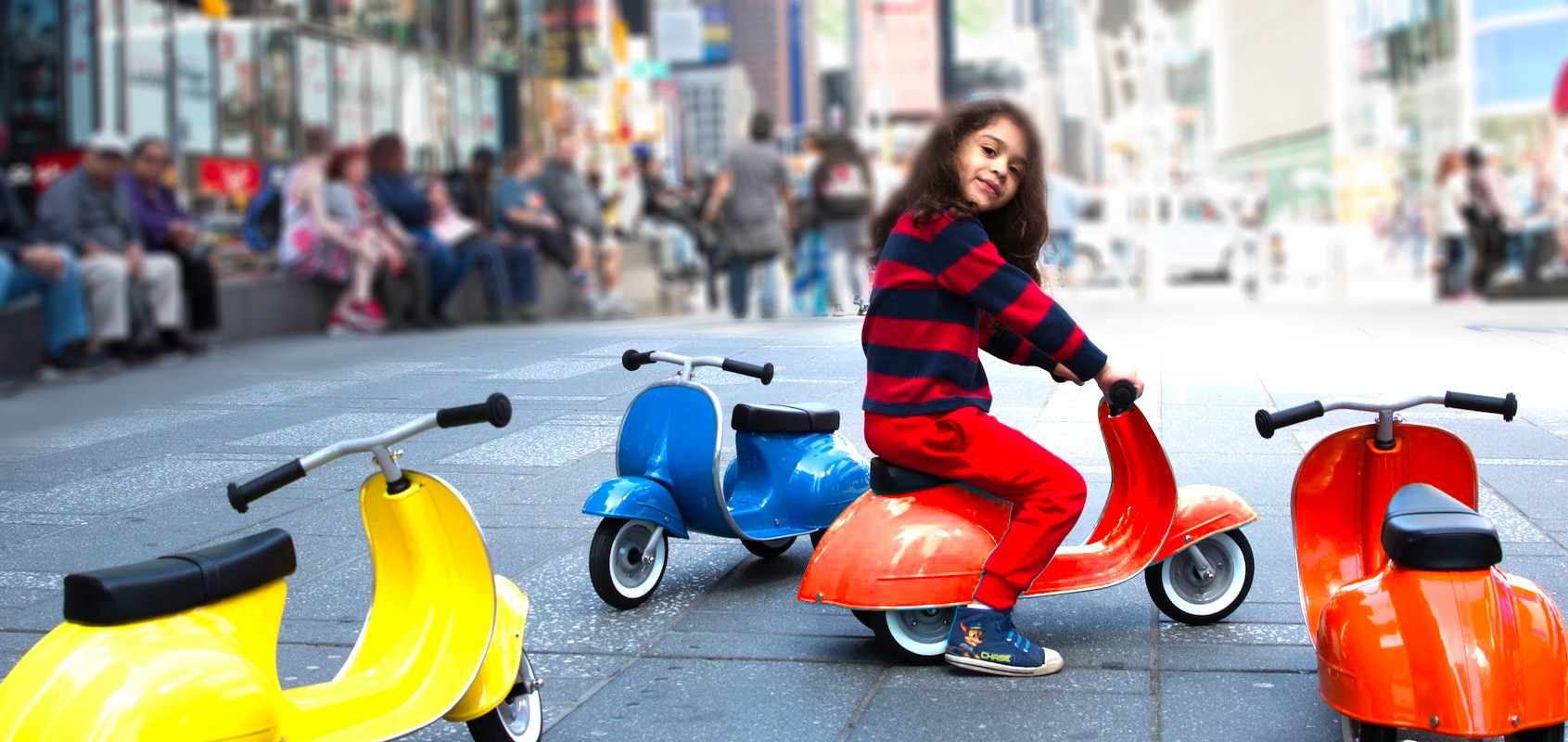 Nuovo scooter retrò per bambini in stile Vespa - Primo Ride On