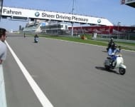 scooter-racing-nuerburgring-2005-13