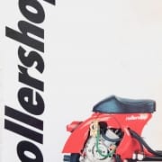 ROLLERSHOP Katalog Vespa 1987 s červenou Vespa Primavera 125 a motorem Zirri s vodním chlazením