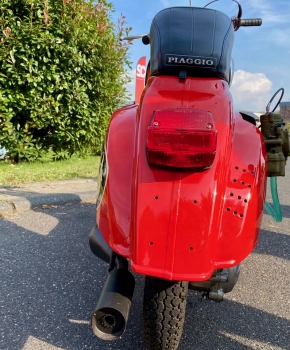 rollershop-vespa-scooter-center-openday-2021-19