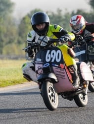 scooter-racing_challenge-scootenthole-magny-cours_scooter-center_2648