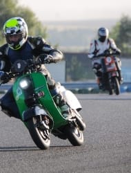scooter-racing_challenge-scootenthole-magny-cours_scooter-center_2658