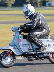 scooter-racing_challenge-scootenthole-magny-cours_scooter-center_2799