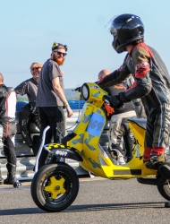 scooter-racing_challenge-scootenthole-magny-cours_scooter-center_3021