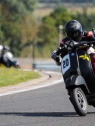 scooter-racing_challenge-scootenthole-magny-cours_scooter-center_3378