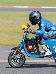 scooter-racing_challenge-scootenthole-magny-cours_scooter-center_3580