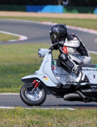 scooter-racing_challenge-scootenthole-magny-cours_scooter-center_3763