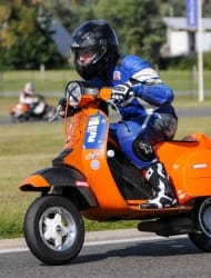 scooter-racing_challenge-scootenthole-magny-cours_scooter-center_3857