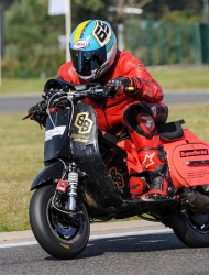 scooter-racing_challenge-scootenthole-magny-cours_scooter-center_3913