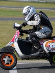 scooter-racing_challenge-scootenthole-magny-cours_scooter-center_4036