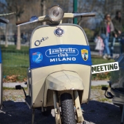 Lambretta z Lambretta Club Milano na setkání