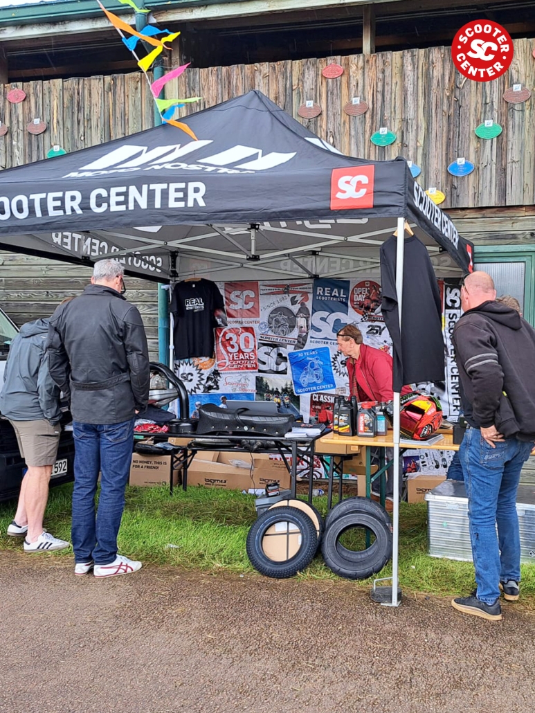 Scooter Center Stand
